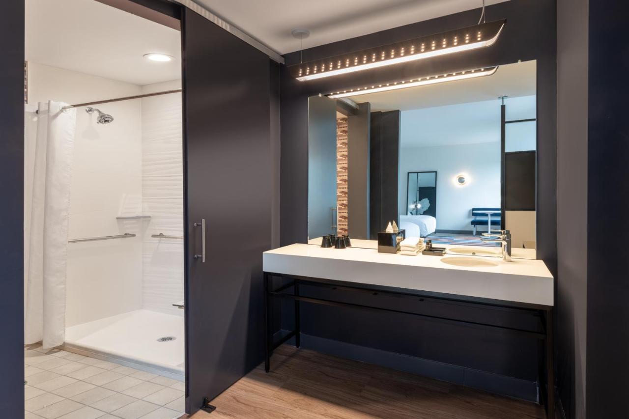 Отель Aloft Austin South Экстерьер фото