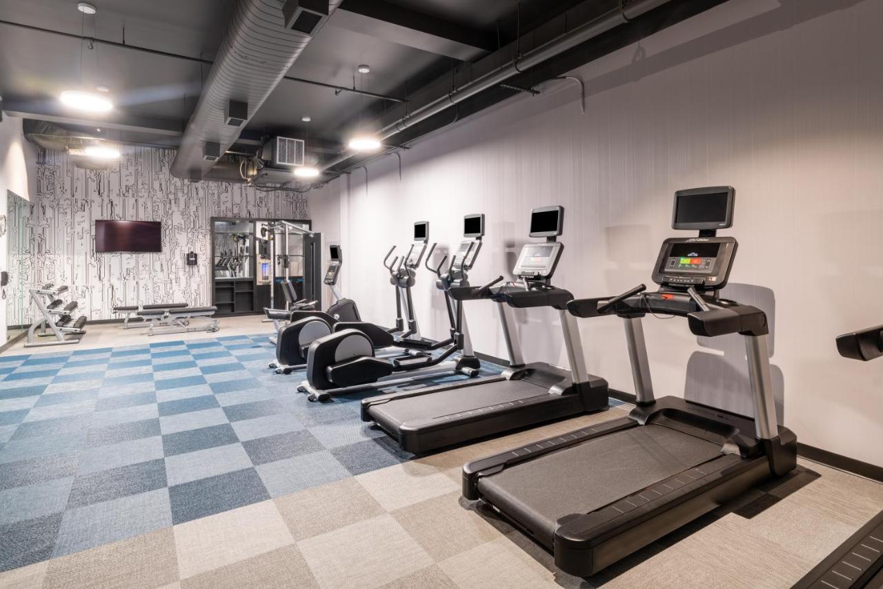 Отель Aloft Austin South Экстерьер фото
