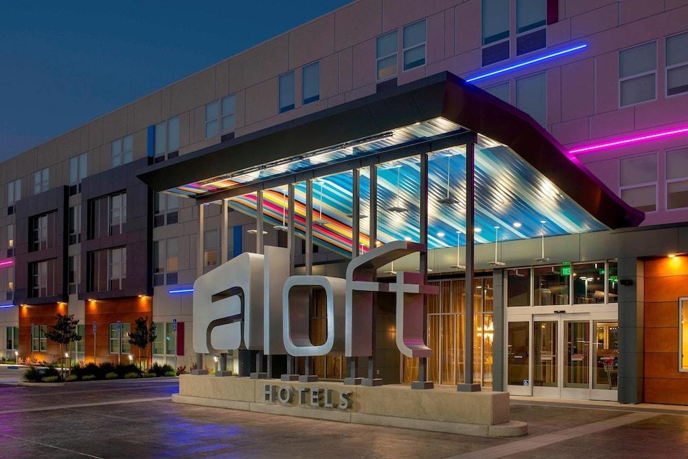 Отель Aloft Austin South Экстерьер фото